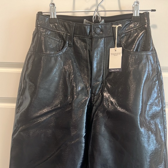 NWT Abercrombie & Fitch 90s Straight Ultra High Rise Navy Vegan Leather Pants - Picture 3 of 5